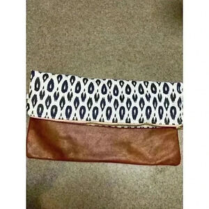 LBH Foldover clutch